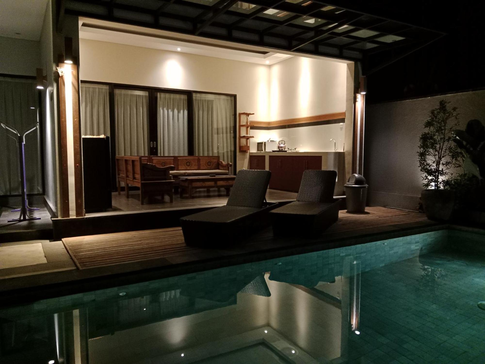 Muaya Villa Jimbaran Exteriör bild
