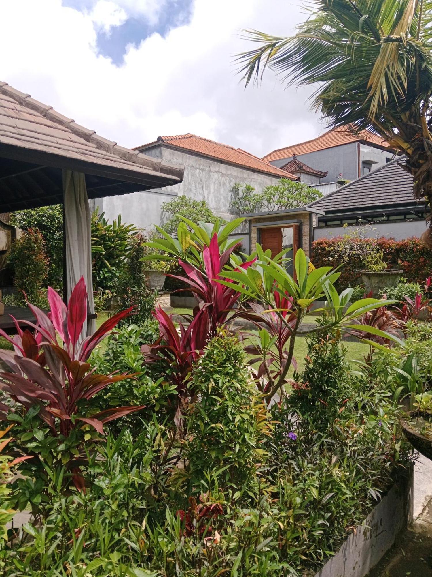 Muaya Villa Jimbaran Exteriör bild
