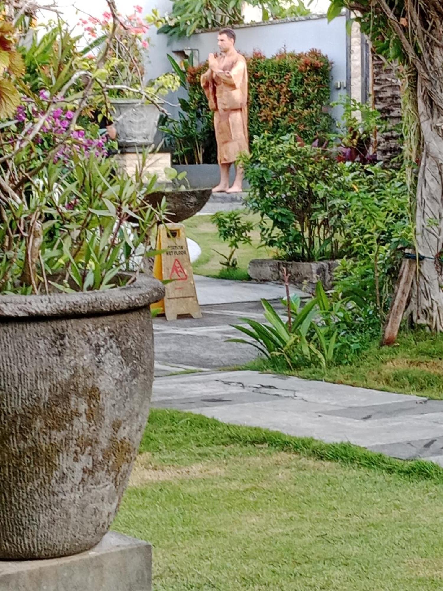 Muaya Villa Jimbaran Exteriör bild