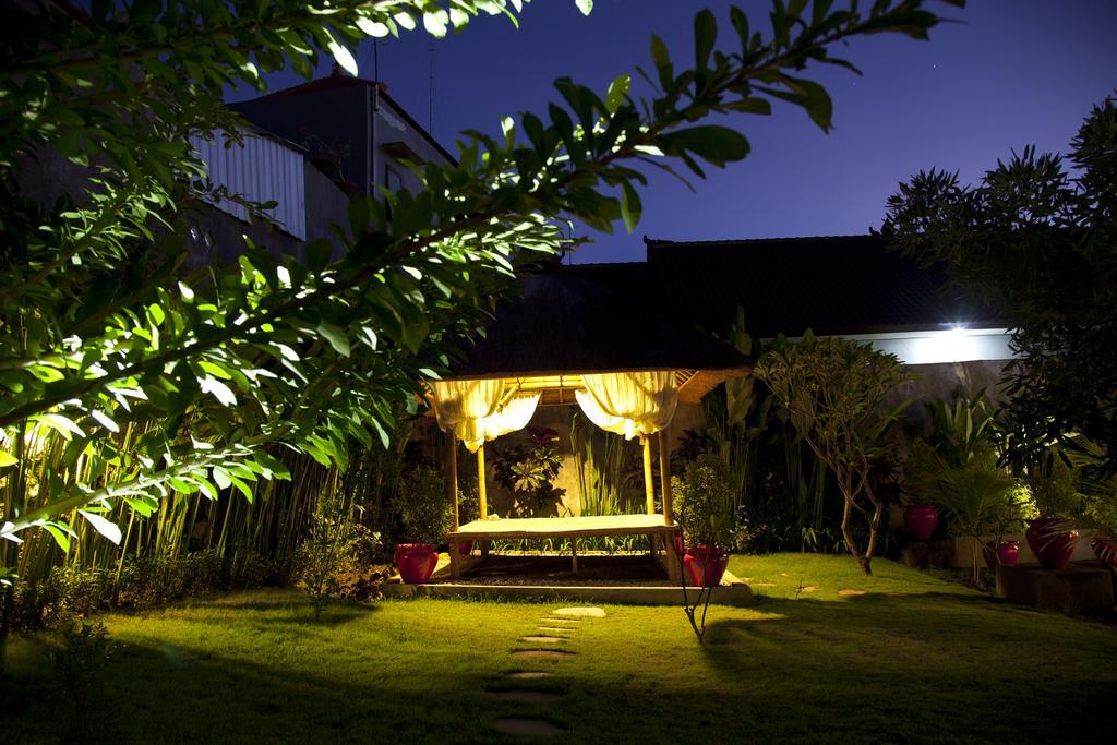 Muaya Villa Jimbaran Exteriör bild